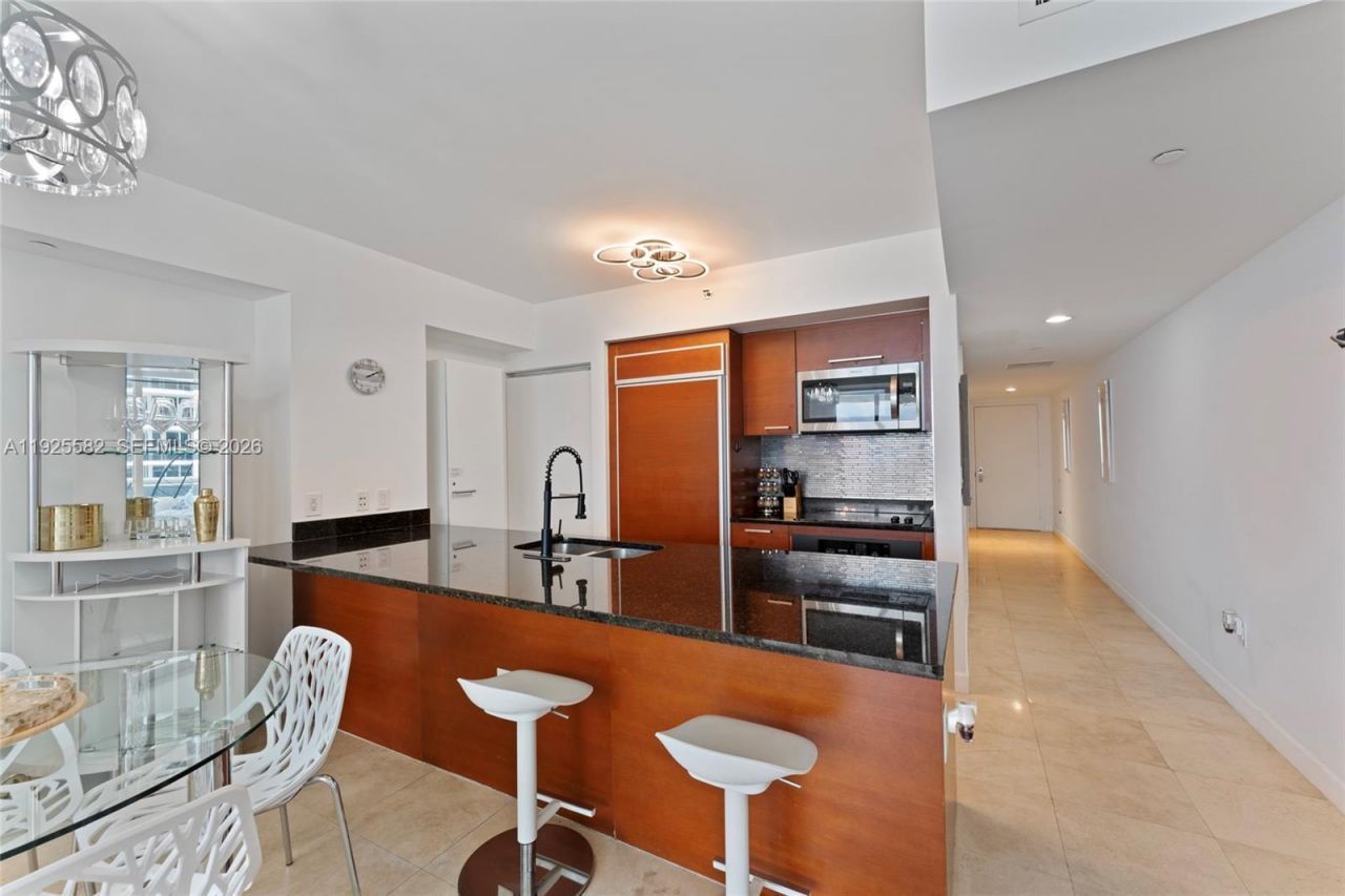 1830 S Ocean Dr, Unit 1612, Hallandale Beach, FL 33009 Photo