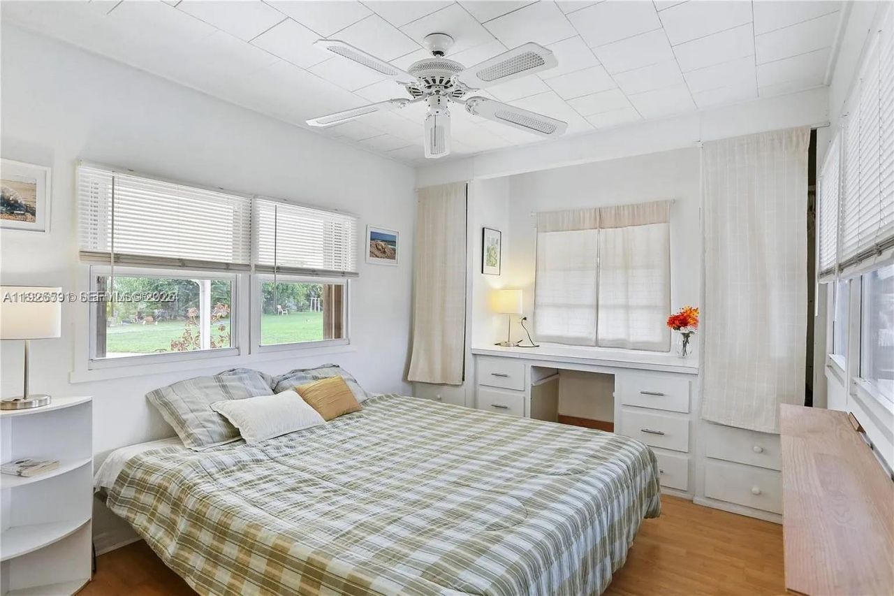 8616 SW 16th Pl, Davie, FL 33324 Photo