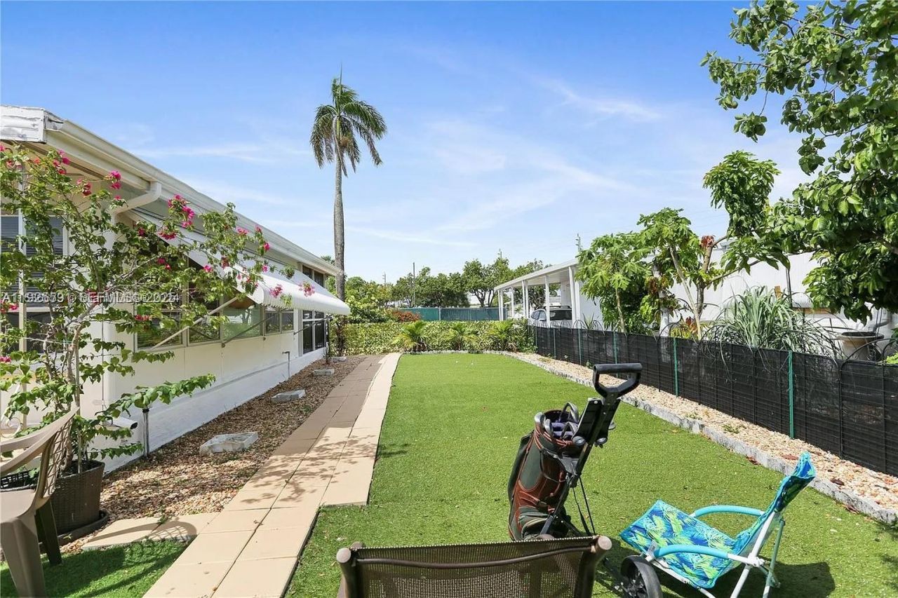 8616 SW 16th Pl, Davie, FL 33324 Photo