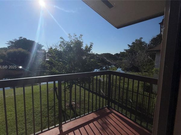 9788 Nob Hill Ct, Unit 9788, Sunrise, FL 33351