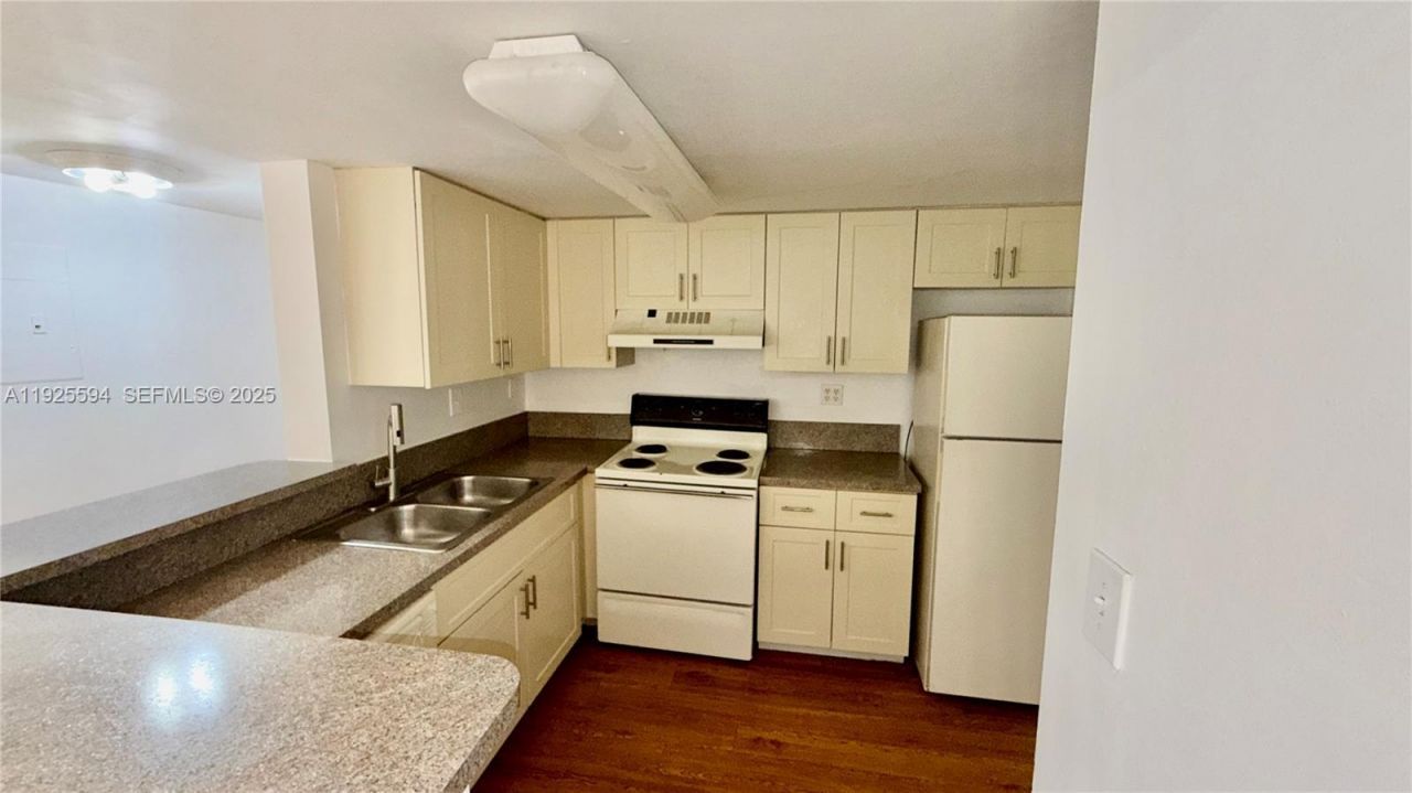 9788 Nob Hill Ct, Unit 9788, Sunrise, FL 33351 Photo