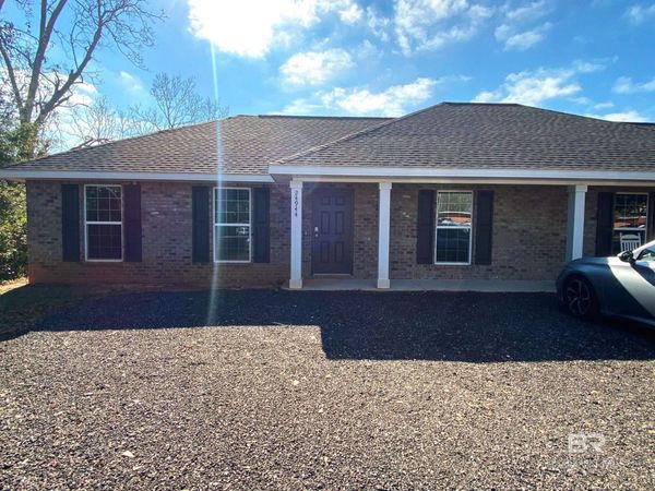 24944 School Street, Elberta, AL 36530
