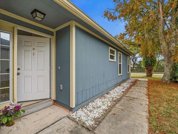 905 GAVAGAN Road, Jacksonville, FL 32233