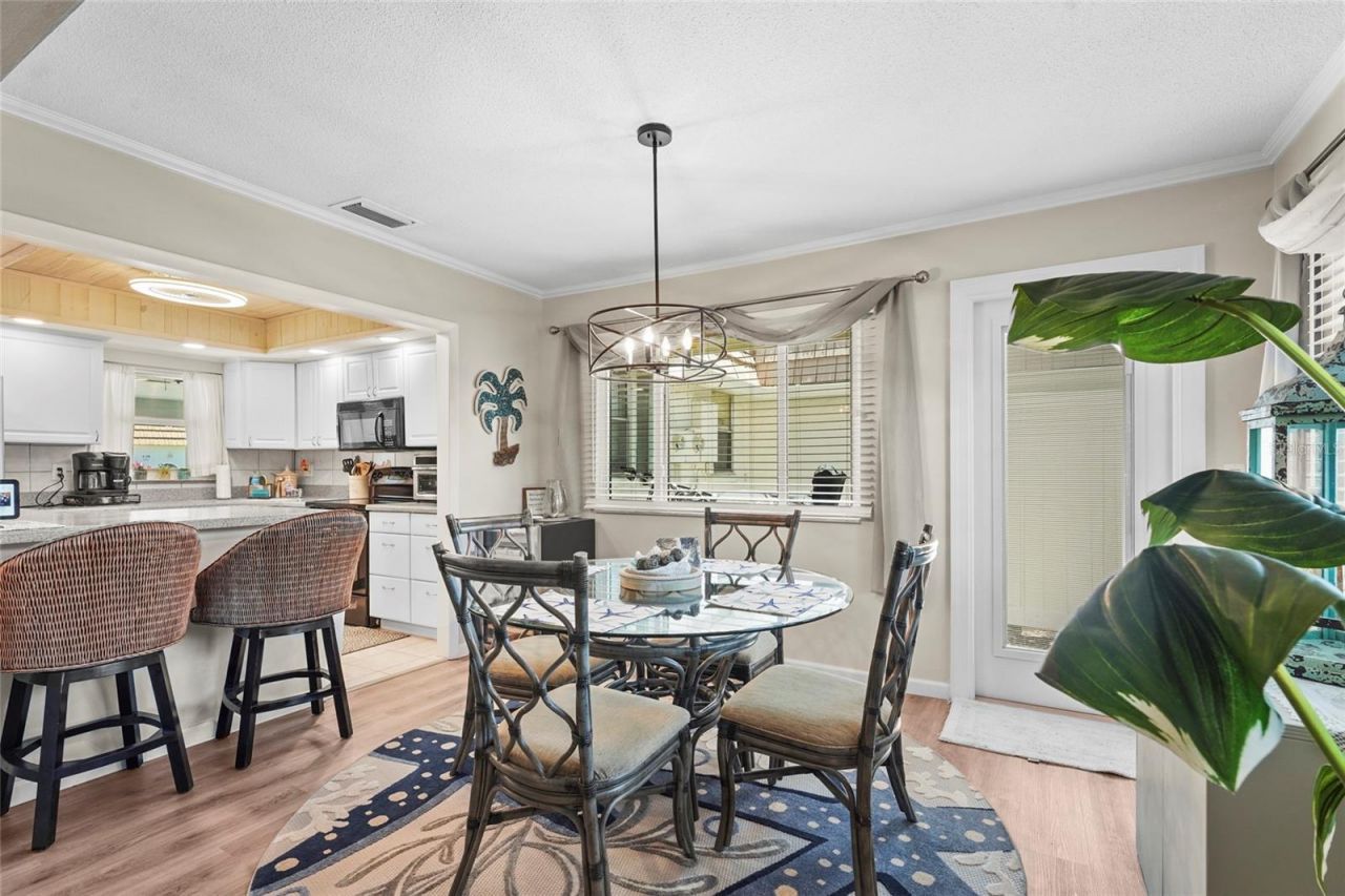 2531 Riverbluff Parkway, Unit V181, Sarasota, FL 34231 Photo