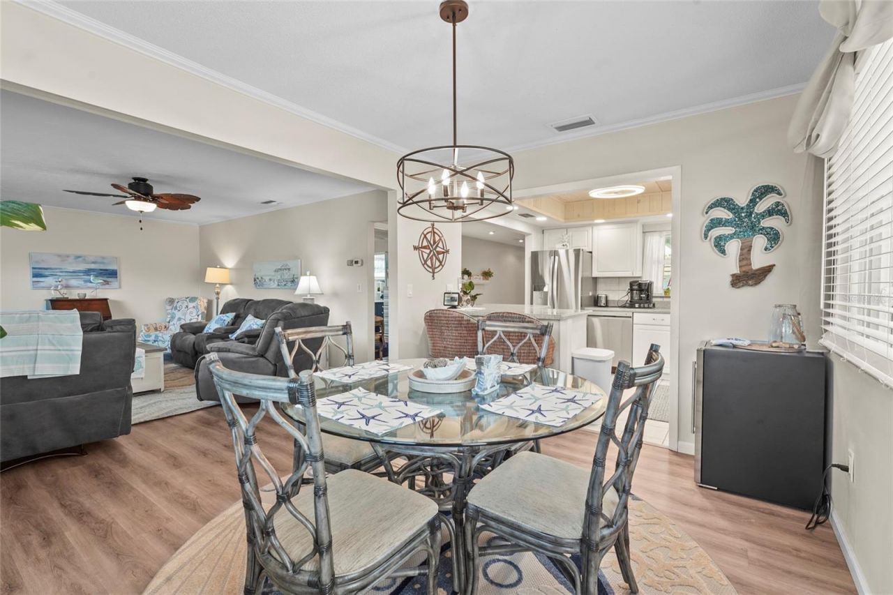 2531 Riverbluff Parkway, Unit V181, Sarasota, FL 34231 Photo