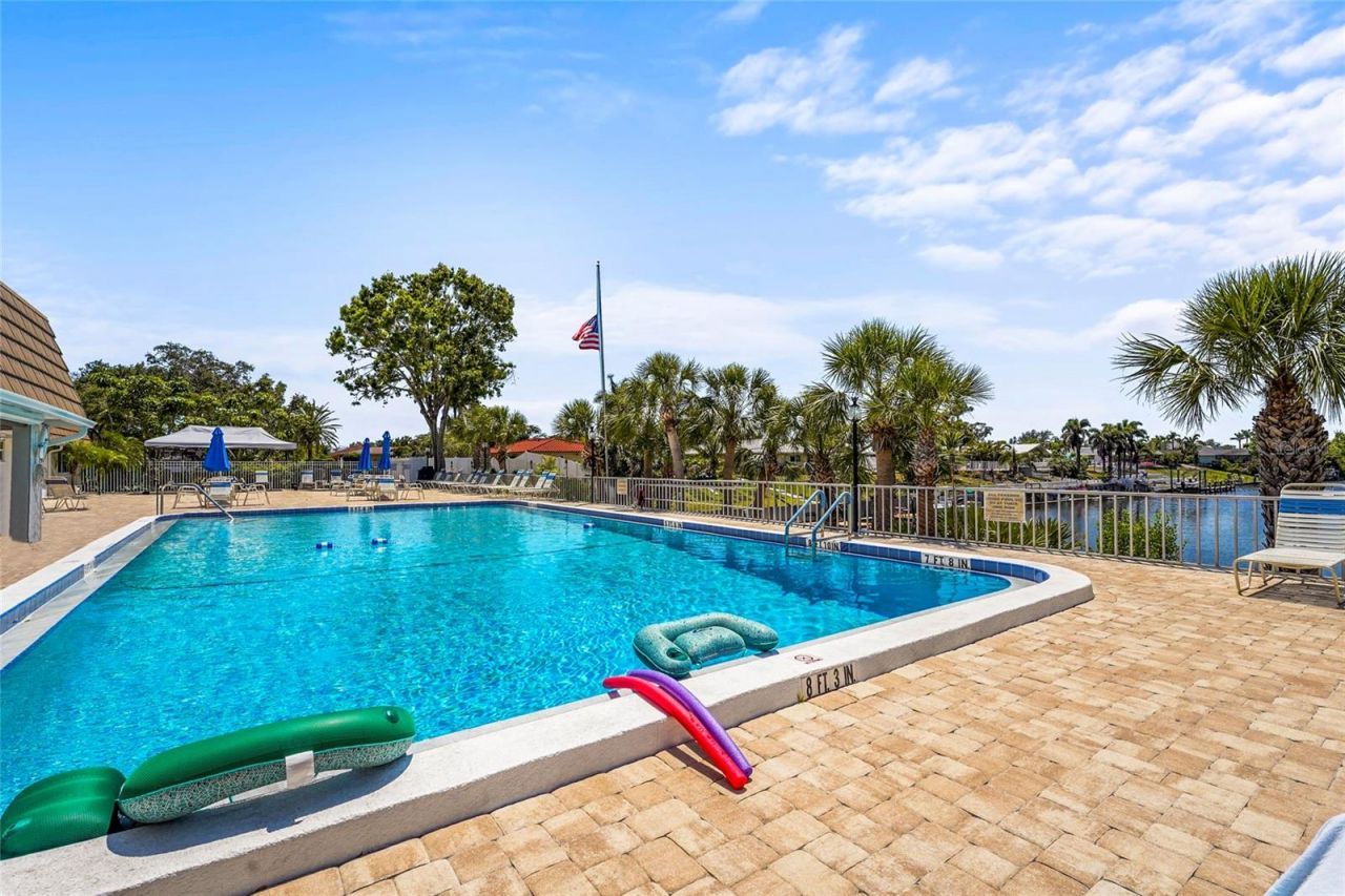2531 Riverbluff Parkway, Unit V181, Sarasota, FL 34231 Photo