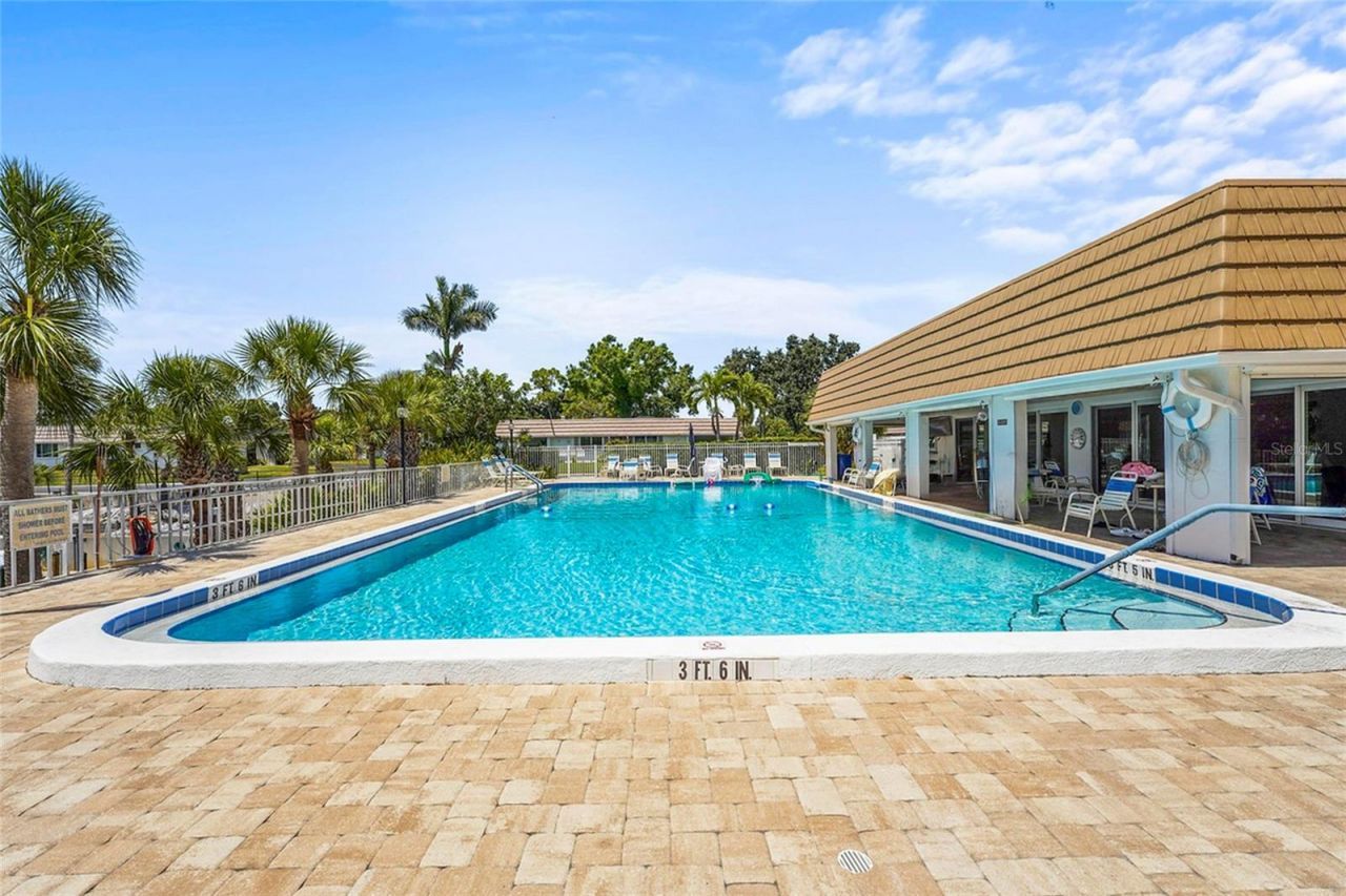 2531 Riverbluff Parkway, Unit V181, Sarasota, FL 34231 Photo