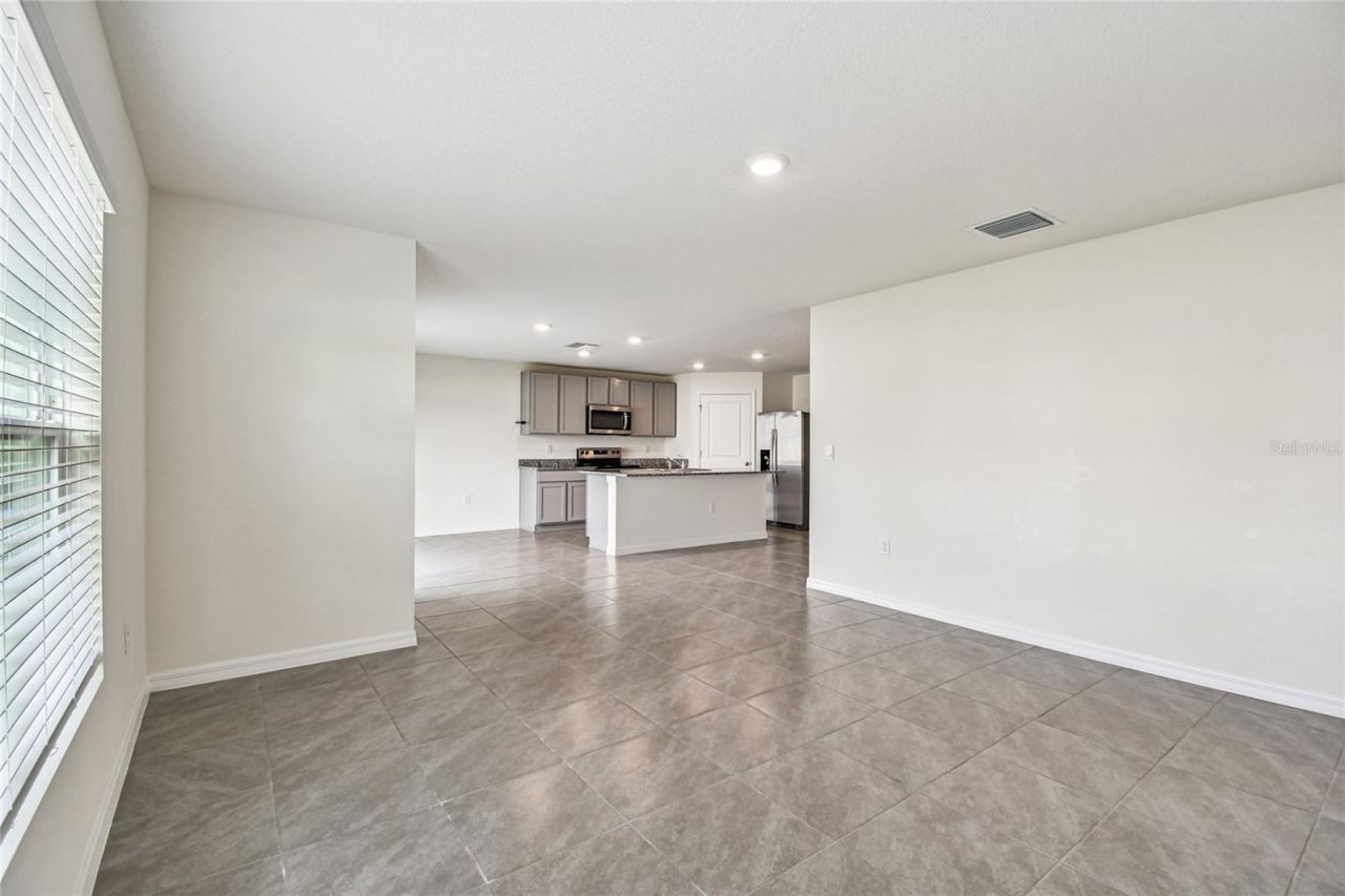 9208 Mission Bay Place, Tampa, FL 33637 Photo