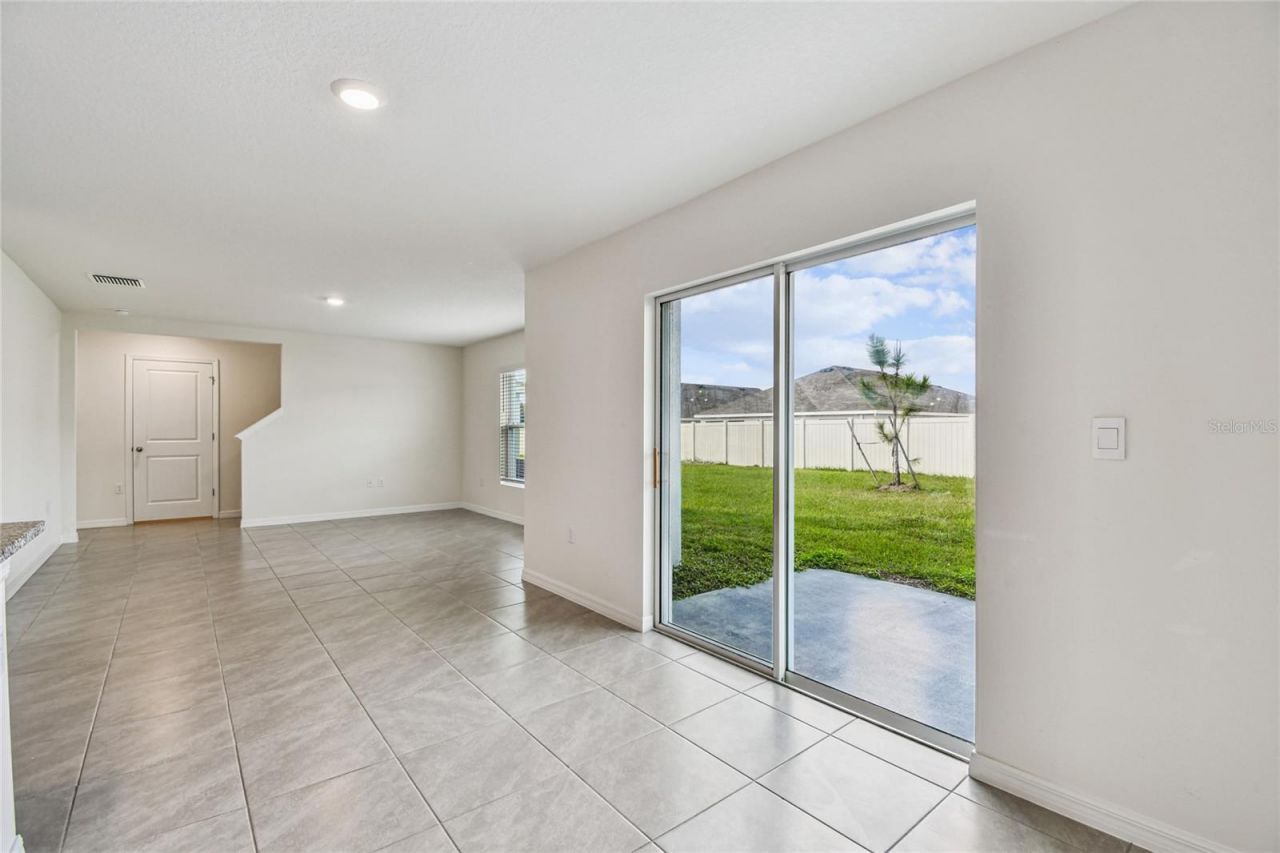 9208 Mission Bay Place, Tampa, FL 33637 Photo