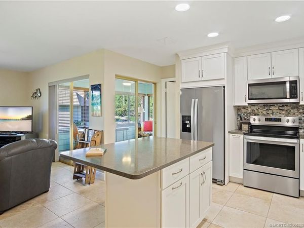 1800 SE Saint Lucie Boulevard, Unit 1-202, Stuart, FL 34996