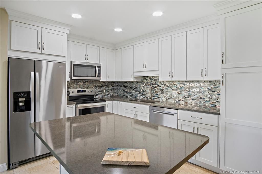 1800 SE Saint Lucie Boulevard, Unit 1-202, Stuart, FL 34996 Photo