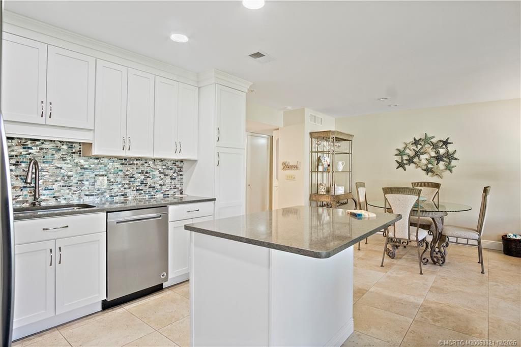 1800 SE Saint Lucie Boulevard, Unit 1-202, Stuart, FL 34996 Photo