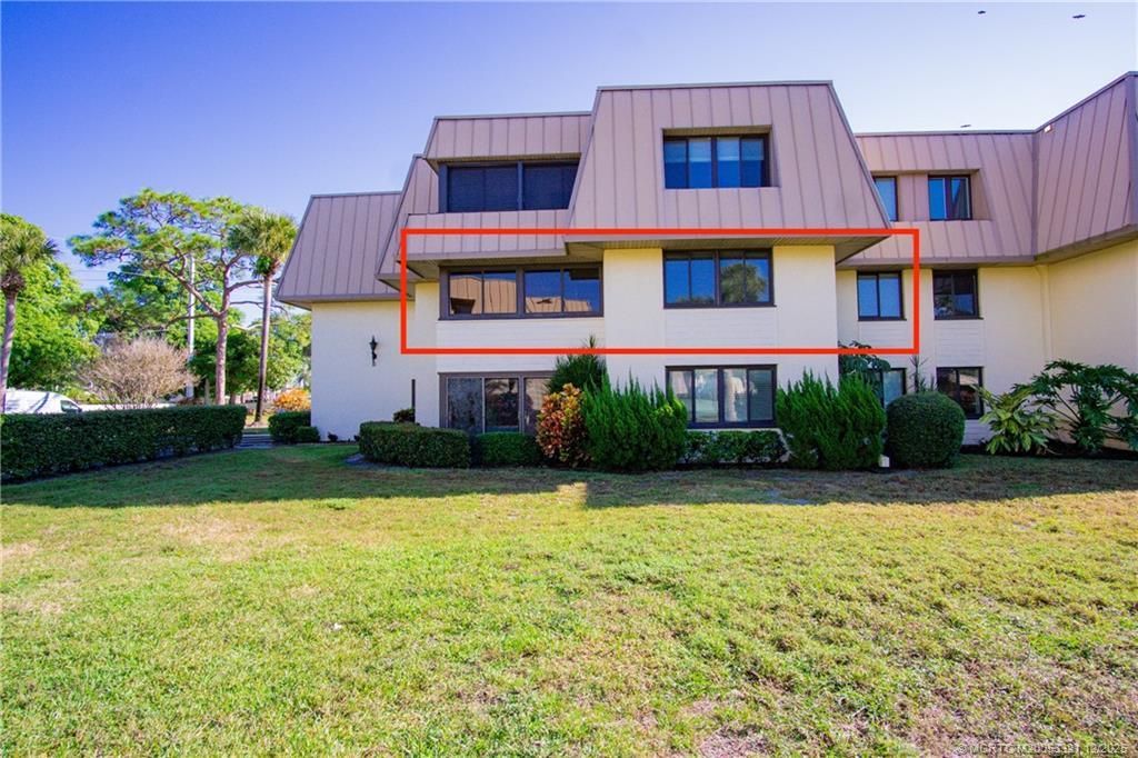 1800 SE Saint Lucie Boulevard, Unit 1-202, Stuart, FL 34996 Photo