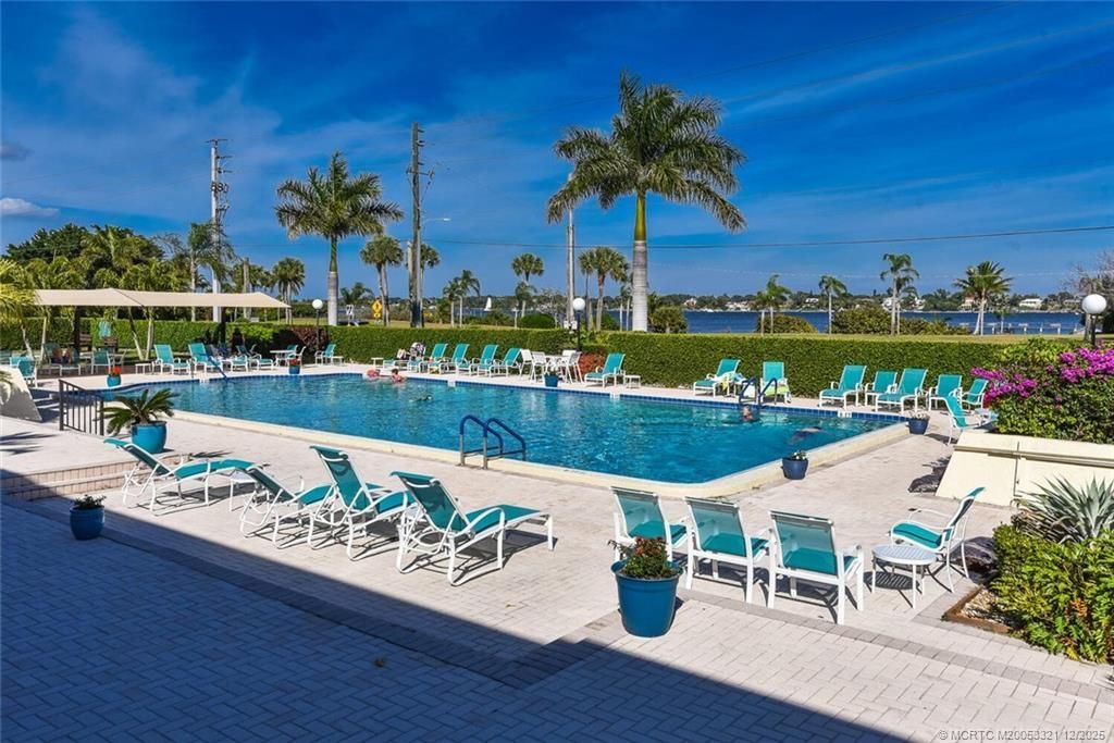 1800 SE Saint Lucie Boulevard, Unit 1-202, Stuart, FL 34996 Photo