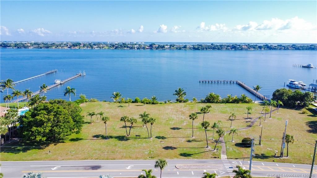1800 SE Saint Lucie Boulevard, Unit 1-202, Stuart, FL 34996 Photo