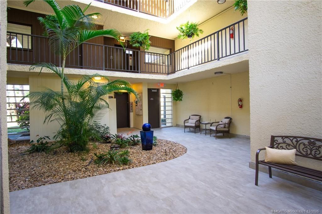 1800 SE Saint Lucie Boulevard, Unit 1-202, Stuart, FL 34996 Photo