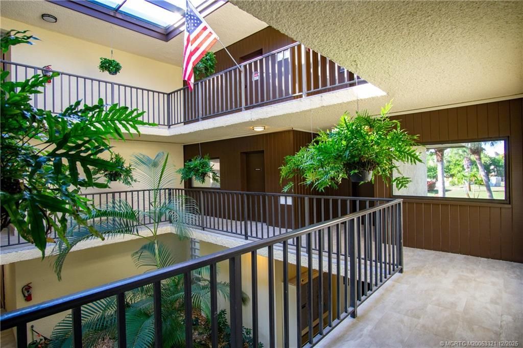 1800 SE Saint Lucie Boulevard, Unit 1-202, Stuart, FL 34996 Photo