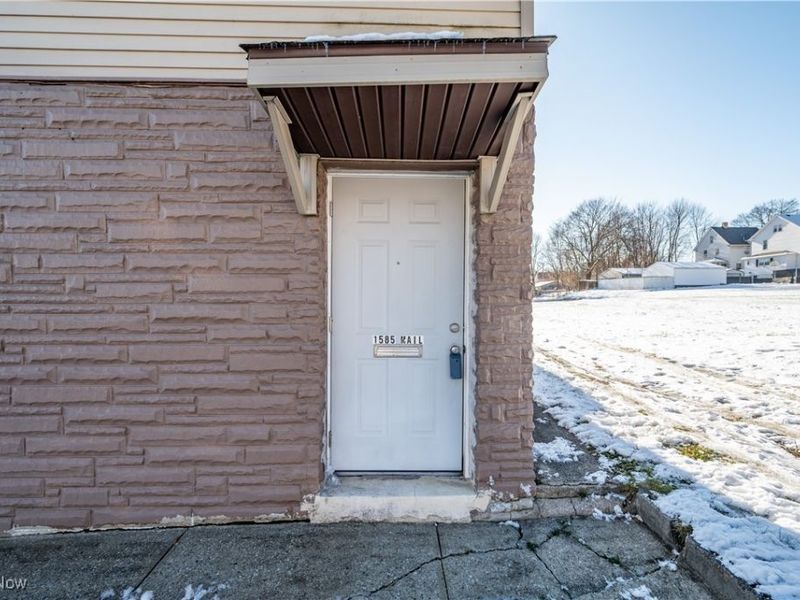 1585 Himrod Avenue, Youngstown, OH 44506 Photo 5