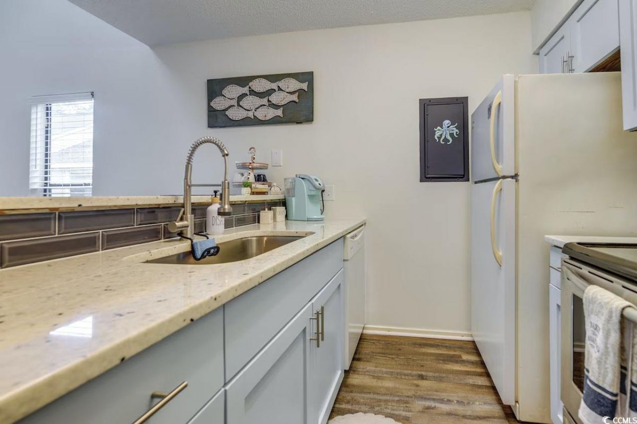 4450 Little River Inn Ln. Photo 10