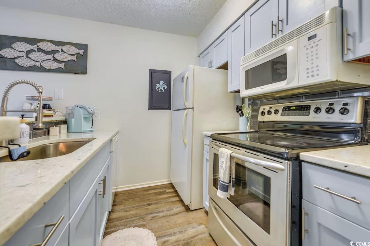 4450 Little River Inn Ln. Photo 11