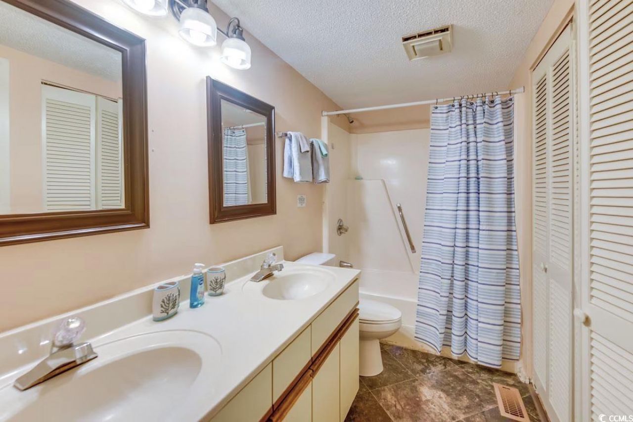 4450 Little River Inn Ln. Photo 16