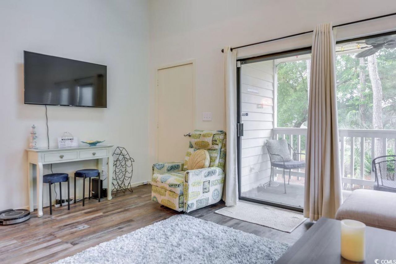 4450 Little River Inn Ln. Photo 5