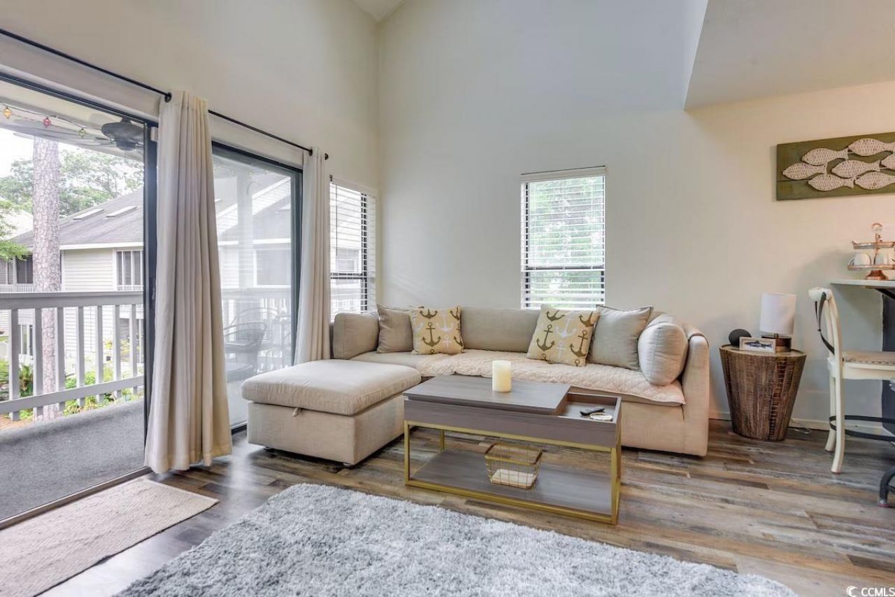 4450 Little River Inn Ln. Photo 7