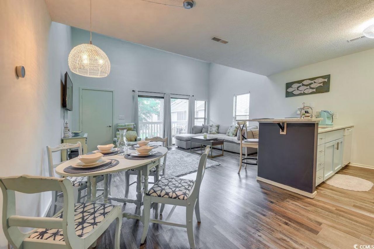 4450 Little River Inn Ln. Photo 9