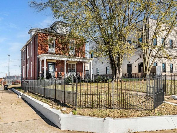 801 Franklin St , Clarksville, TN 37040