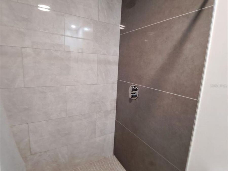Property Image 78