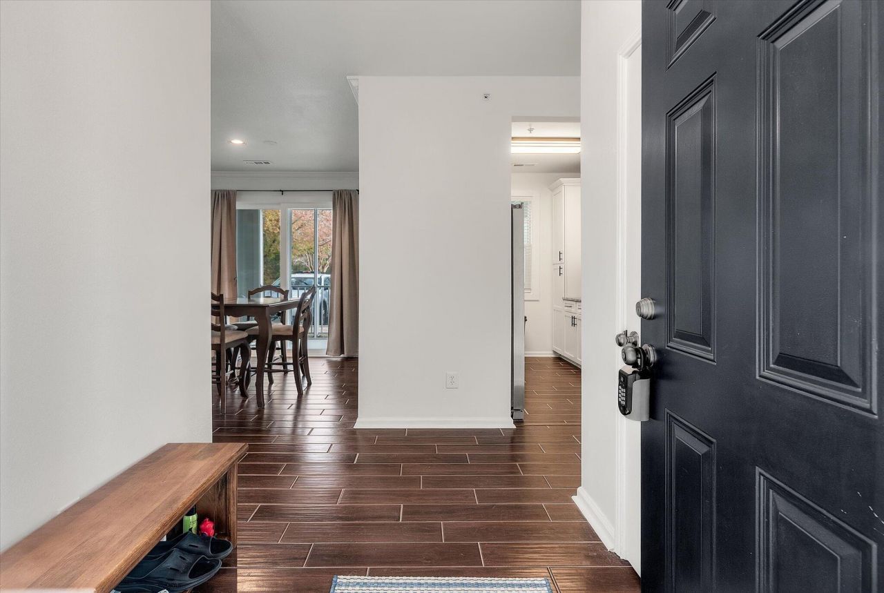 130 River Landing Drive Drive Photo 5