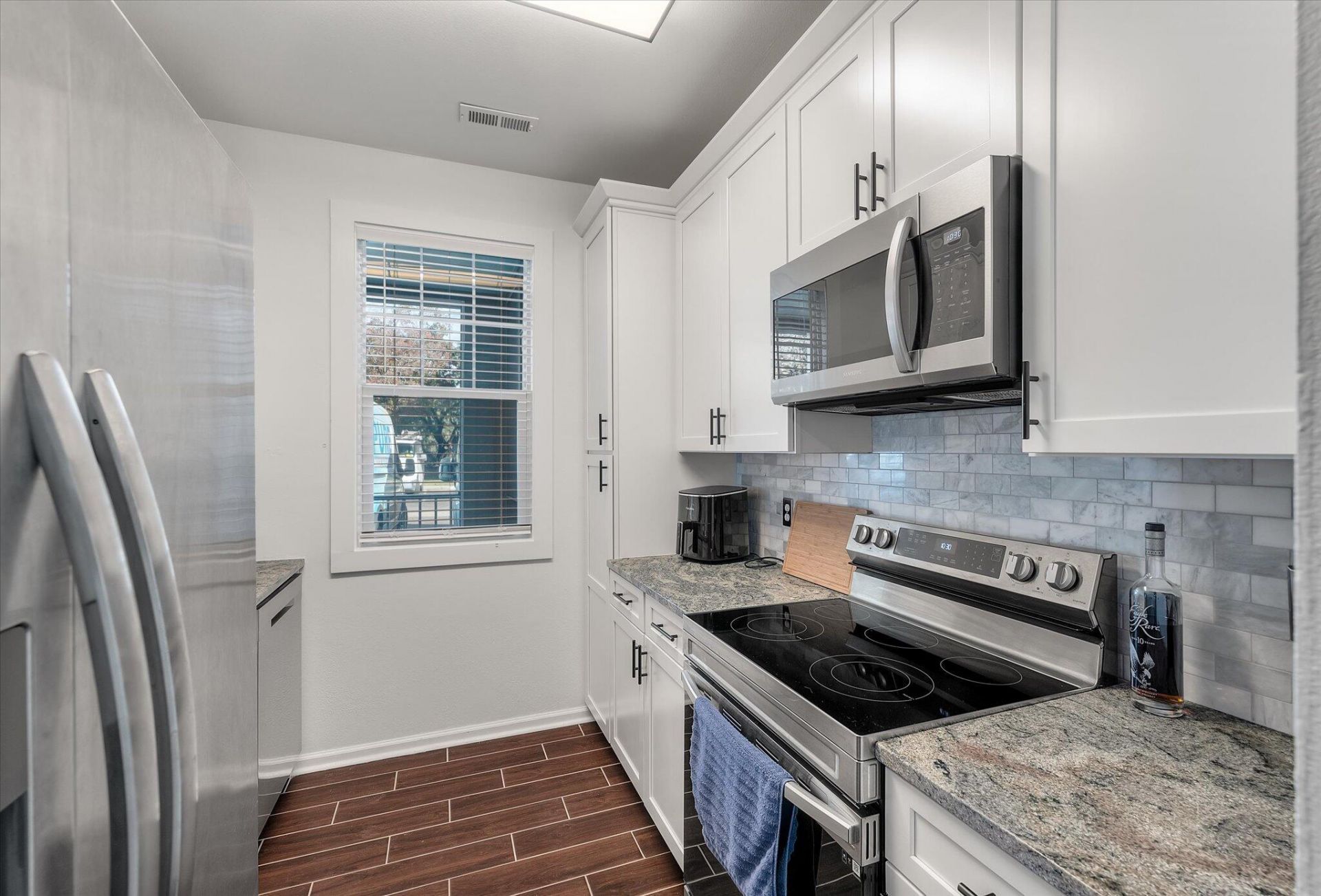 130 River Landing Drive Drive Photo 6