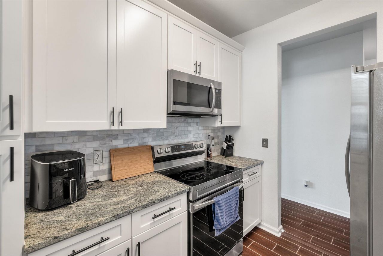 130 River Landing Drive Drive Photo 8