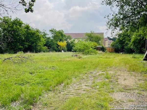 5310 Howard, San Antonio, TX 78212