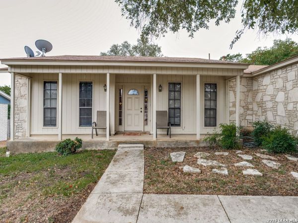 4818 Winthop, San Antonio, TX 78249