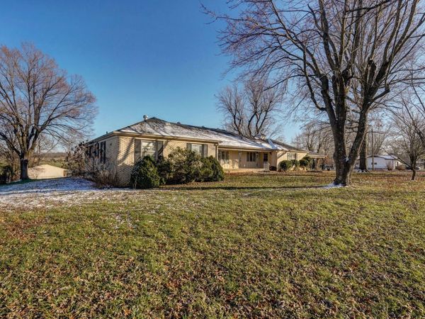 1562 N Maple Street, Buffalo, MO 65622