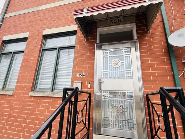 356 W 31ST Street, Chicago, IL 60616