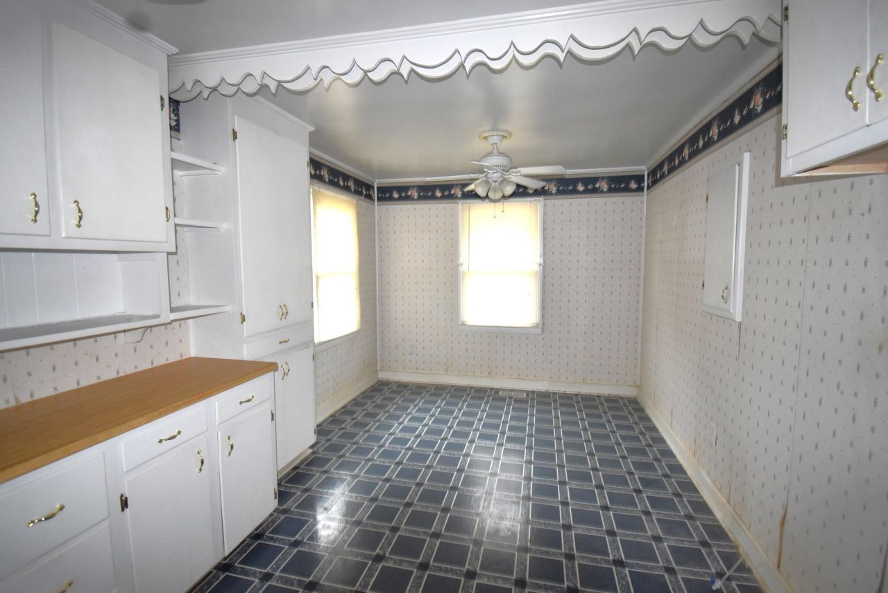 220 Fender Street Photo 5