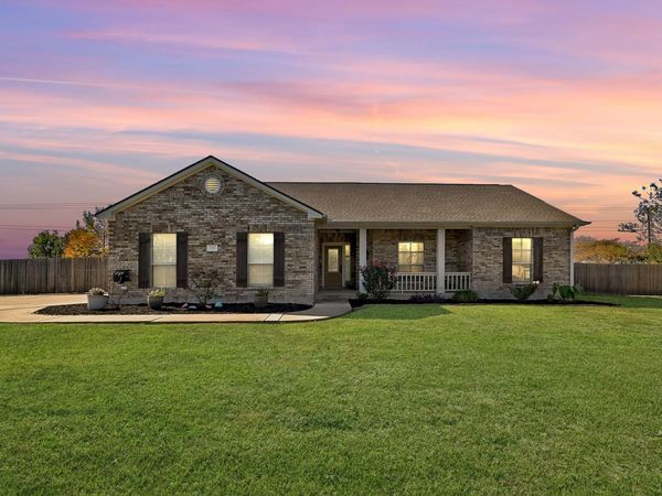 119 Brazos DR, Hutto, TX 78634