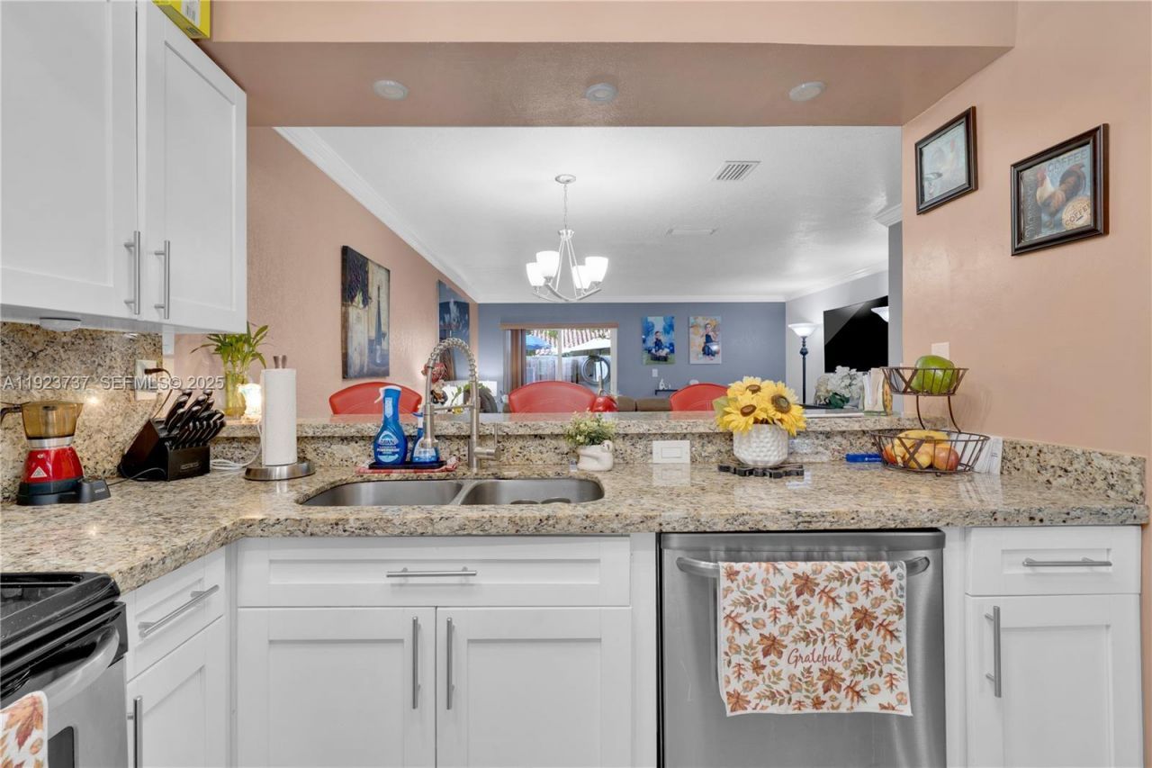 13462 SW 62nd St, Unit 109C, Miami, FL 33183 Photo