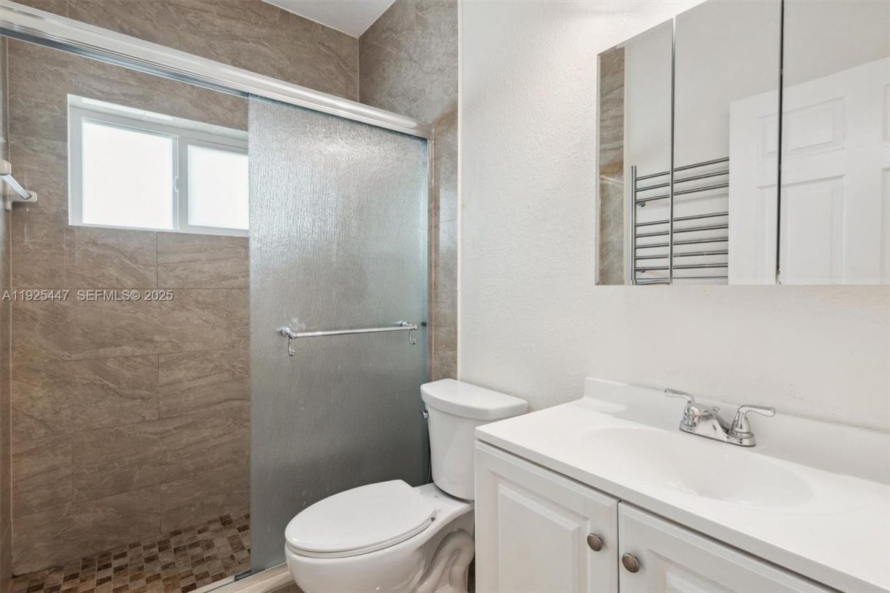 13225 SW 218th Ter, Miami, FL 33170 Photo