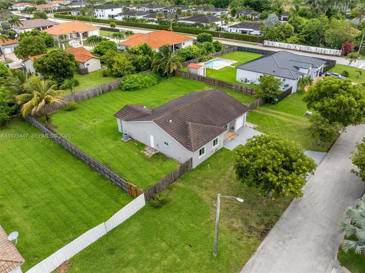 13225 SW 218th Ter, Miami, FL 33170 Photo