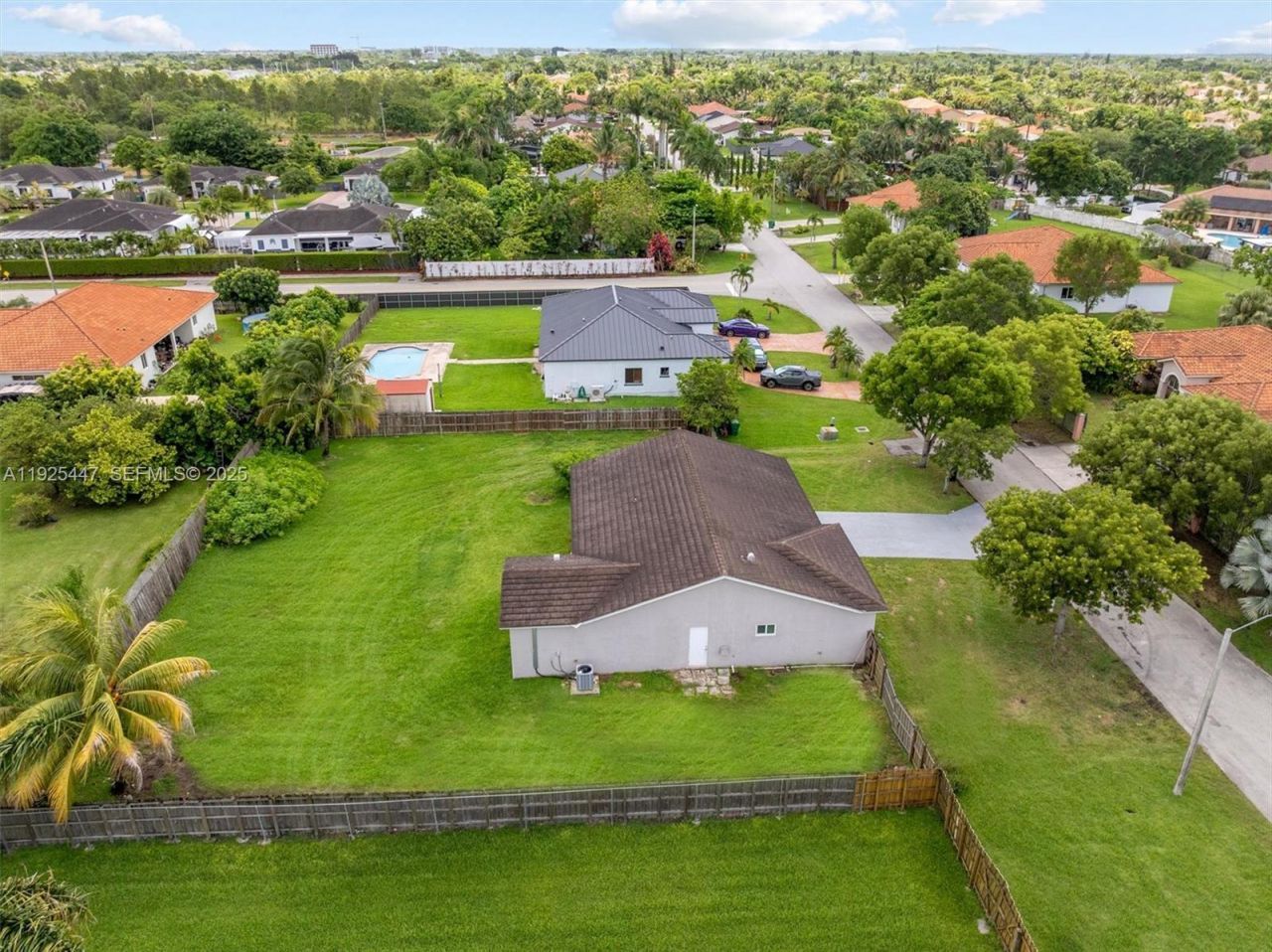 13225 SW 218th Ter, Miami, FL 33170 Photo