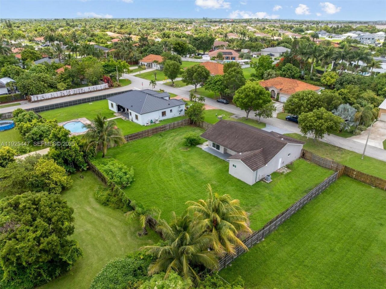 13225 SW 218th Ter, Miami, FL 33170 Photo