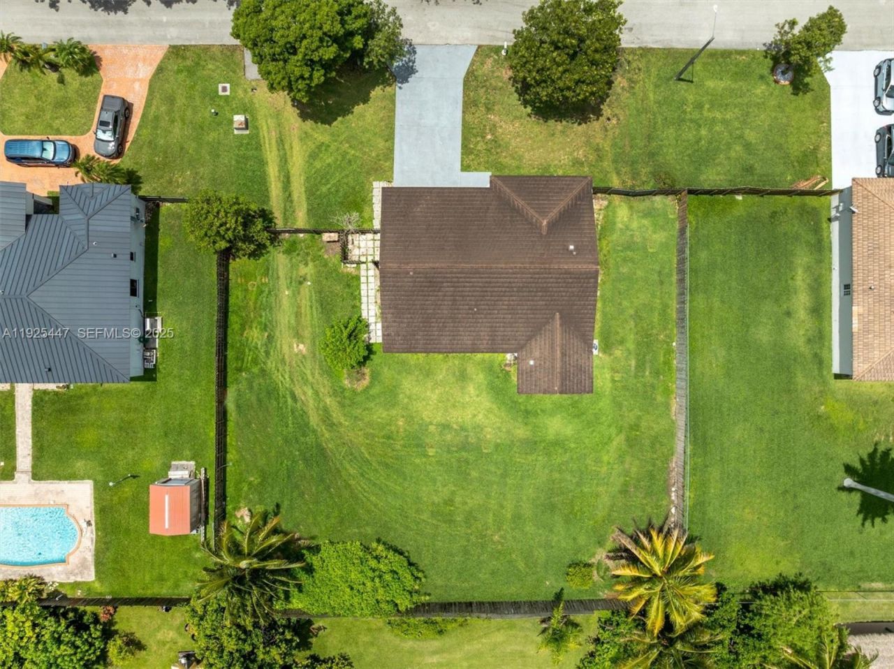 13225 SW 218th Ter, Miami, FL 33170 Photo