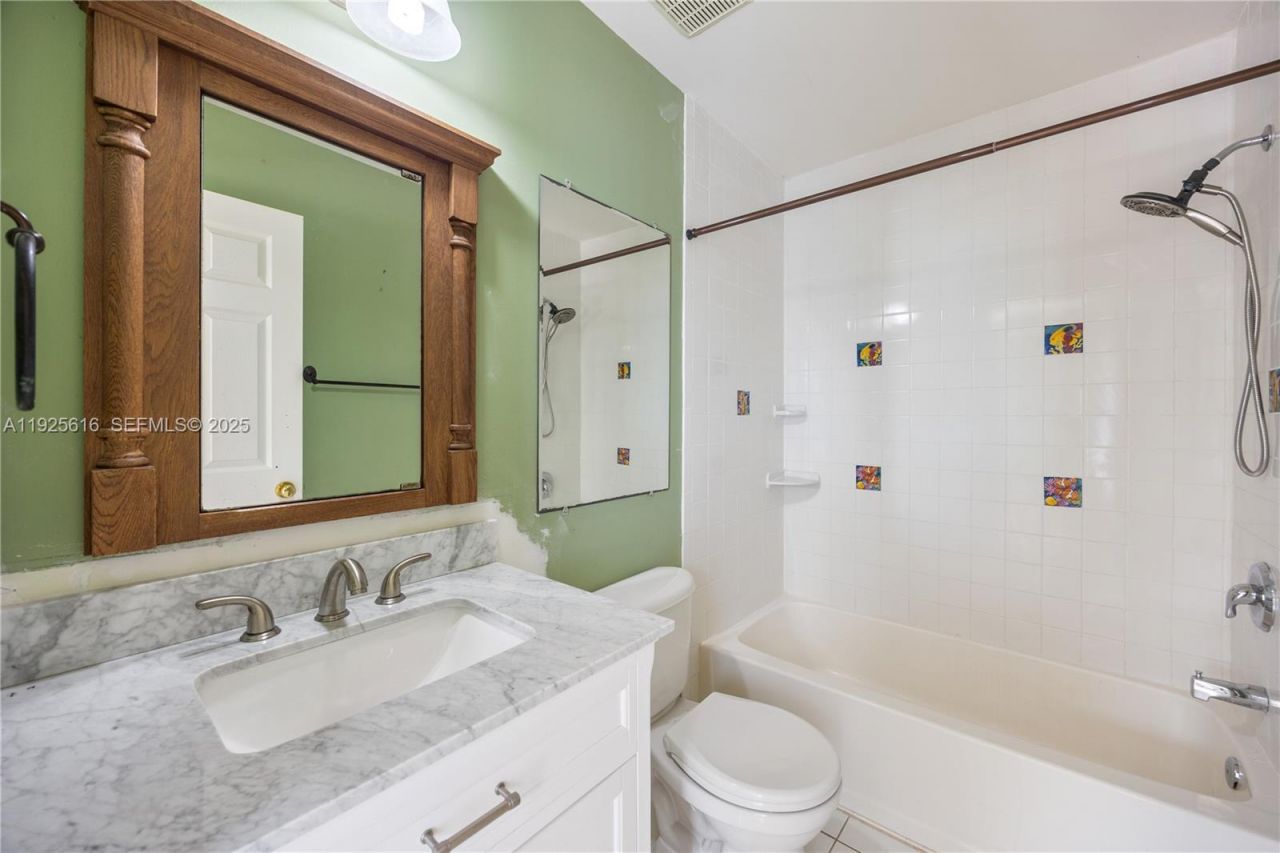 102 Snapper Creek Dr, Long Key, FL 33001 Photo