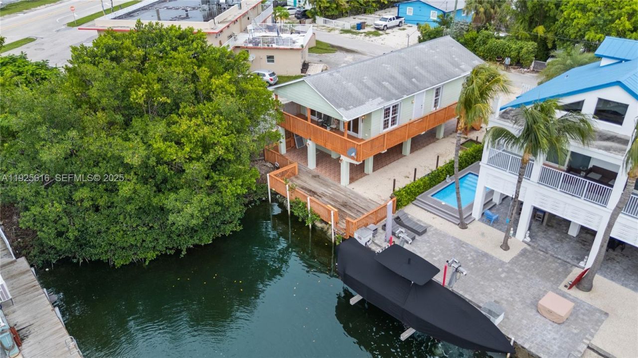 102 Snapper Creek Dr, Long Key, FL 33001 Photo