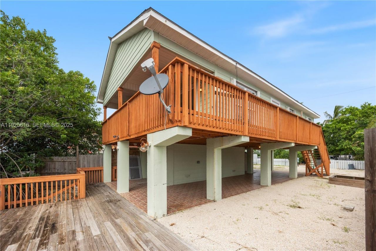 102 Snapper Creek Dr, Long Key, FL 33001 Photo