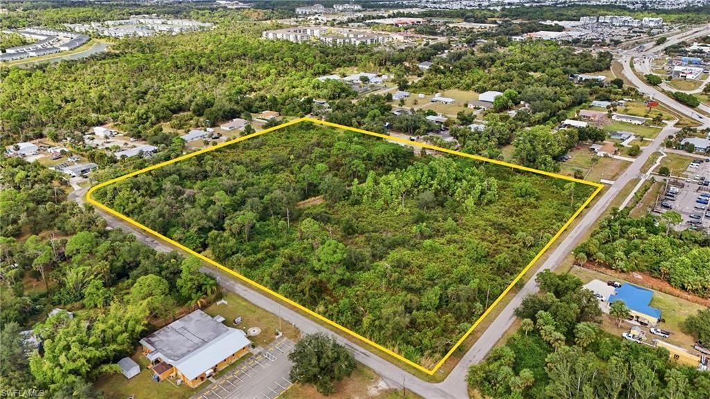 536 Evergreen Rd, North Fort Myers, FL 33903 Photo