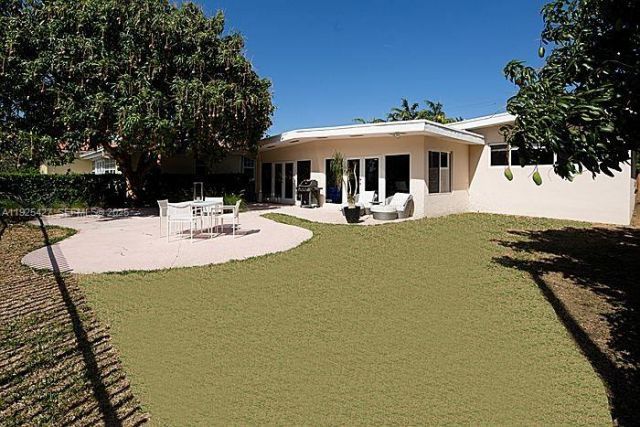 5570 La Gorce Dr, Miami Beach, FL 33140 Photo